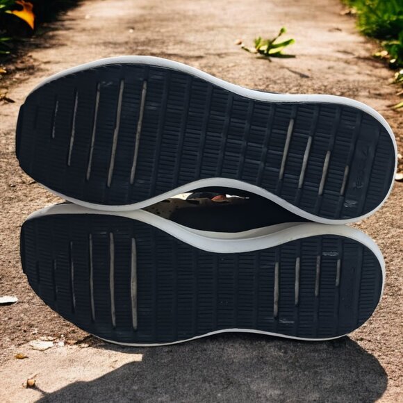 Reebok Driftium Ride 2.0 Women’s Running Shoes – Black, Size 8, Fuel Foam 👟🔥 - Picture 9 of 14